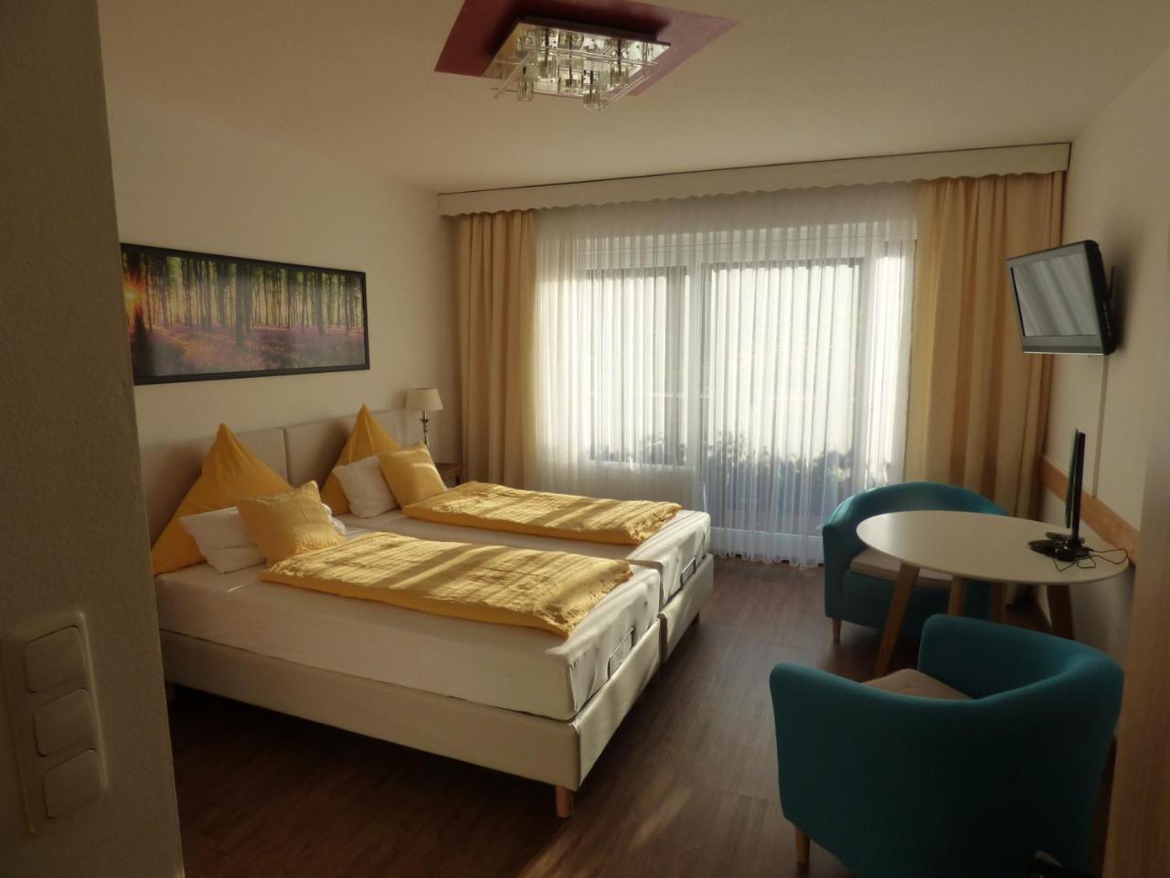 Hotel Engelhof Тутцинг Экстерьер фото